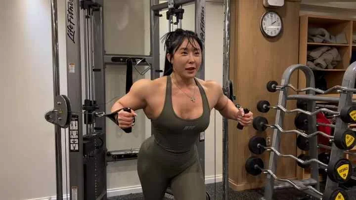 An Da Jeong (Physical 100) - an-da-jeong-physical-100-4.webp